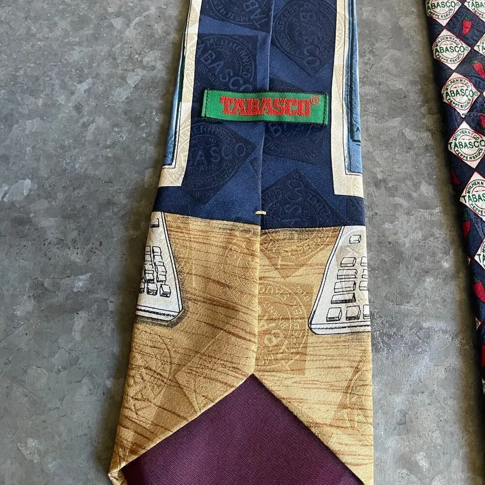 Vintage Tabasco Computer Keyboard Pepper Fest Festival Silk Tie 90s Hot Sauce